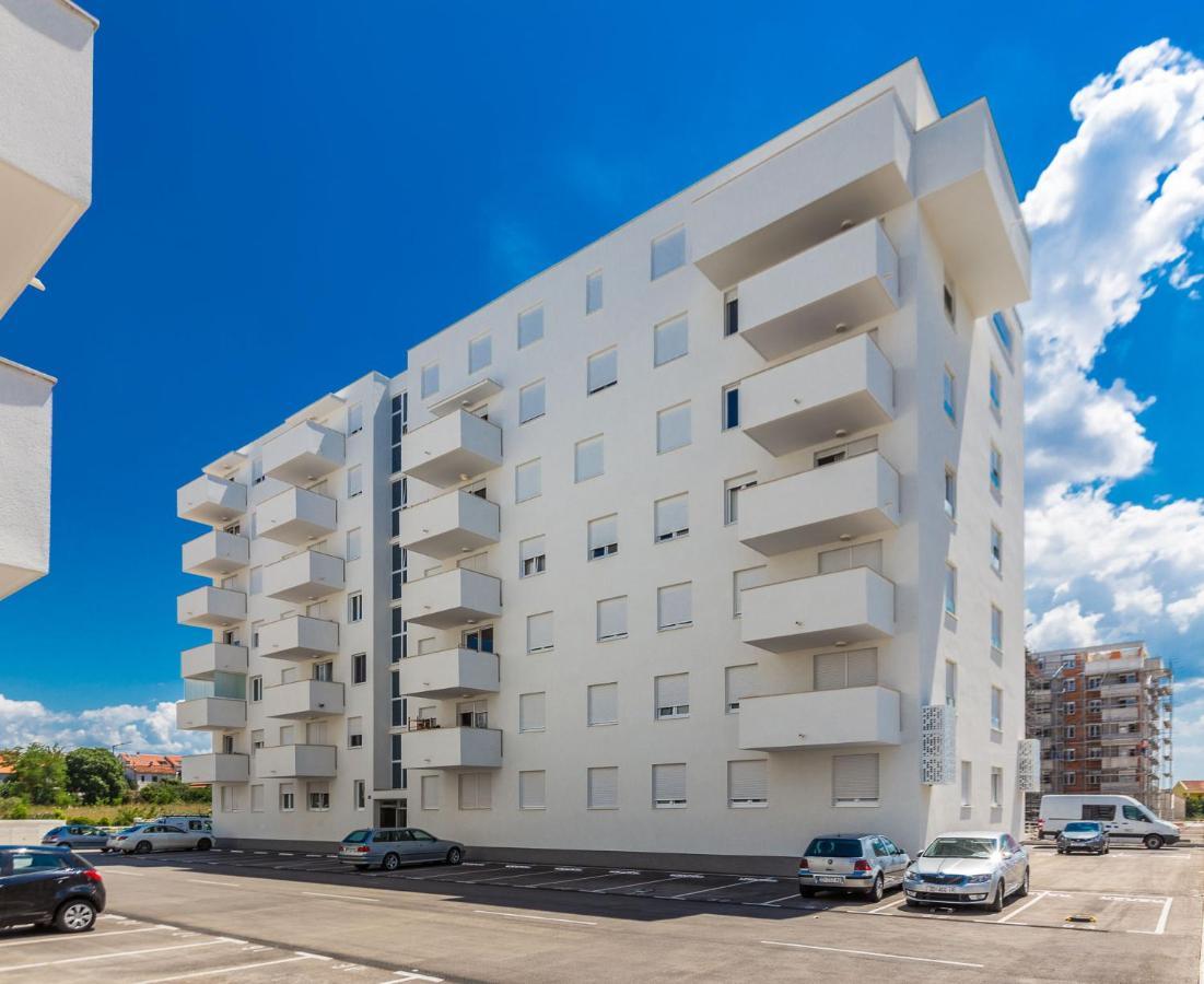 Tanja Modern Apartment With Balcony And Parking Garage Zadar Buitenkant foto