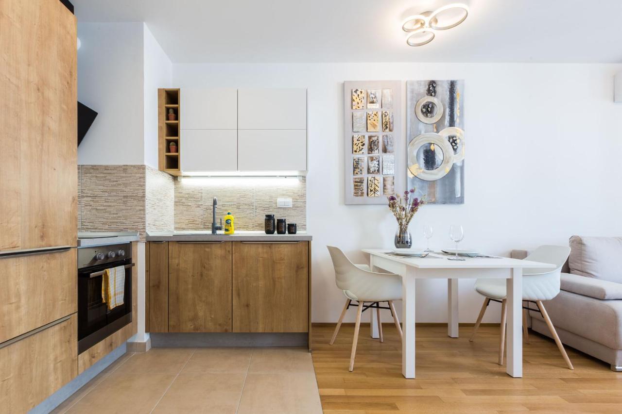 Tanja Modern Apartment With Balcony And Parking Garage Zadar Buitenkant foto