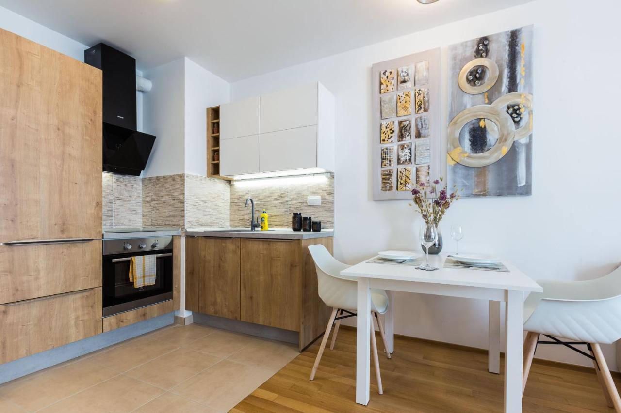 Tanja Modern Apartment With Balcony And Parking Garage Zadar Buitenkant foto